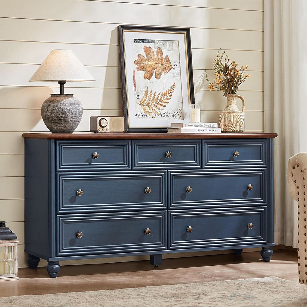 Rustic Oakwood Dresser