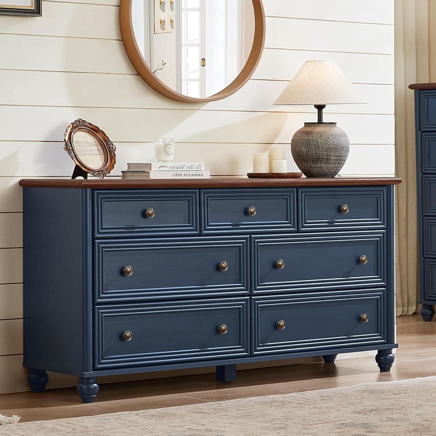 Rustic Oakwood Dresser