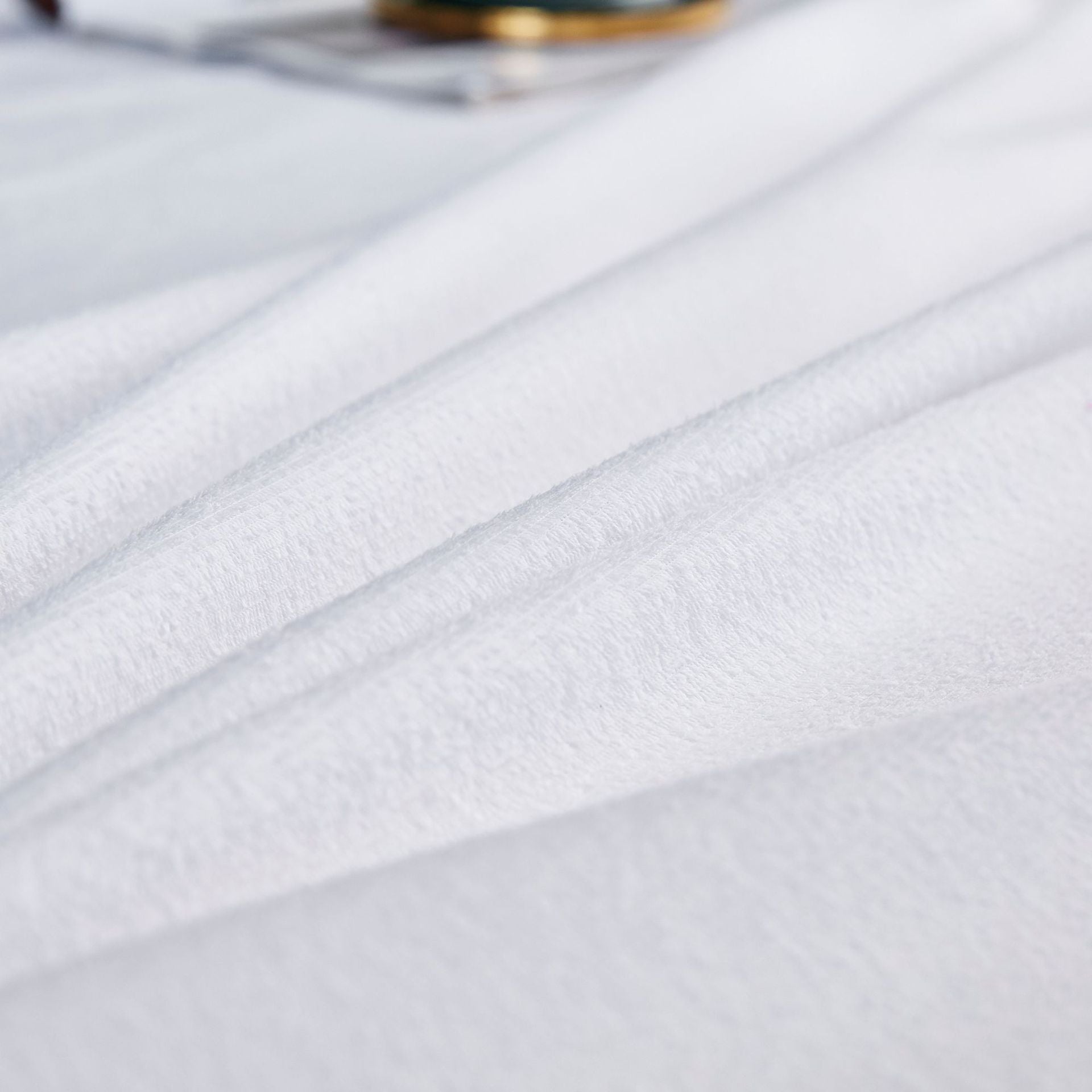 Tie-down Waterproof Bed Sheet Mattress Pad